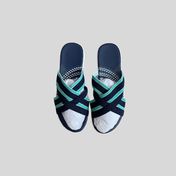 Women's Cross Strap Wedge Slides/Sandals-Size 9-NWOT - Picture 2 of 4